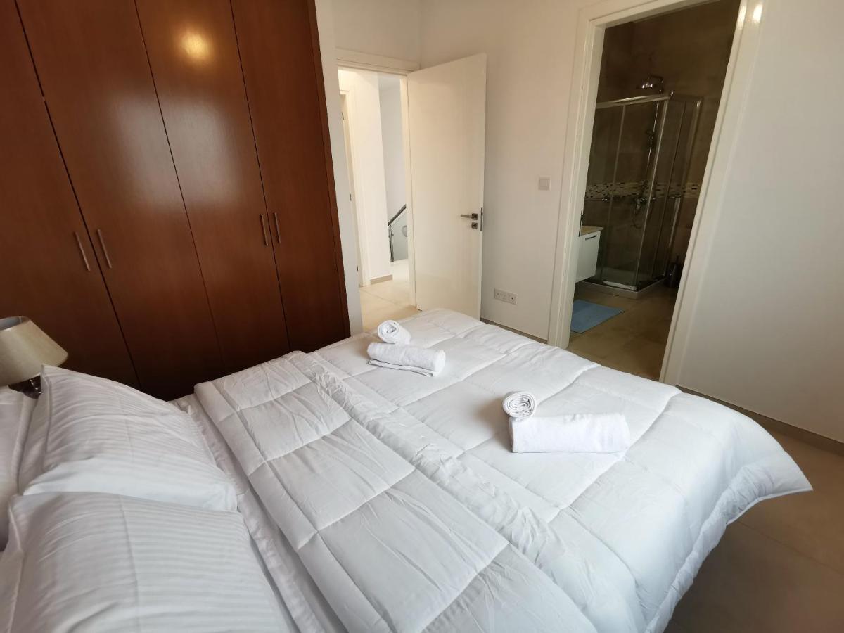 Luxury New Poseidon Plage Residences Willa *